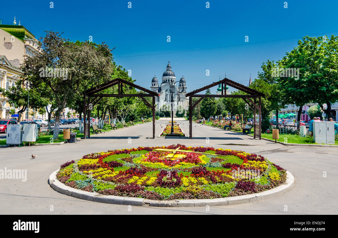 Targu Mures centro città con ortodossa nella Piazza delle Rose. Foto Stock