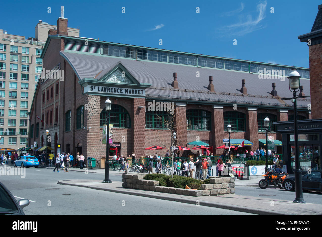 Grande mercato coperto in Toronto chiamato Mercato di San Lorenzo Foto Stock