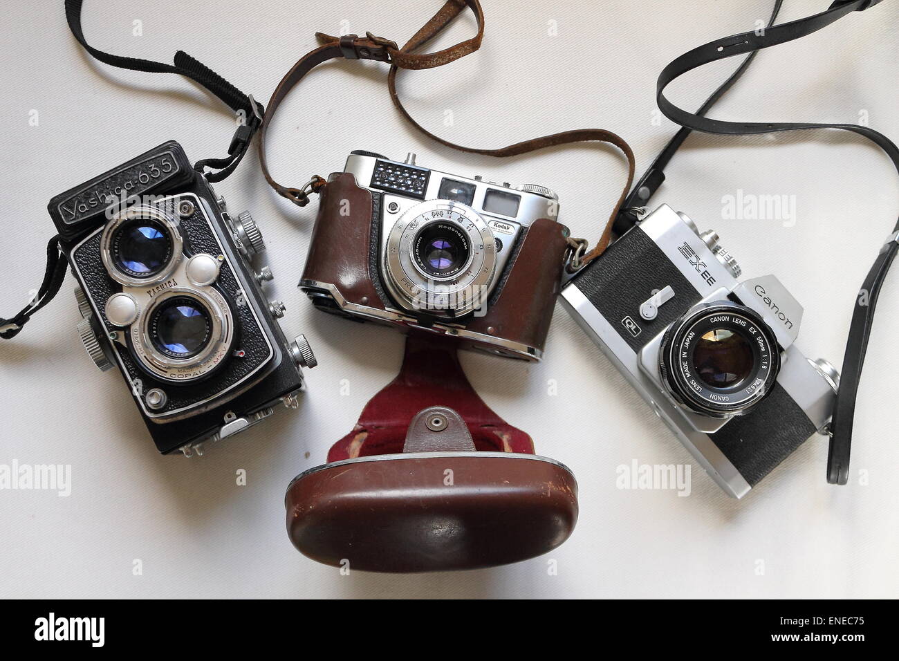 Tre generazioni di macchine fotografiche Foto Stock