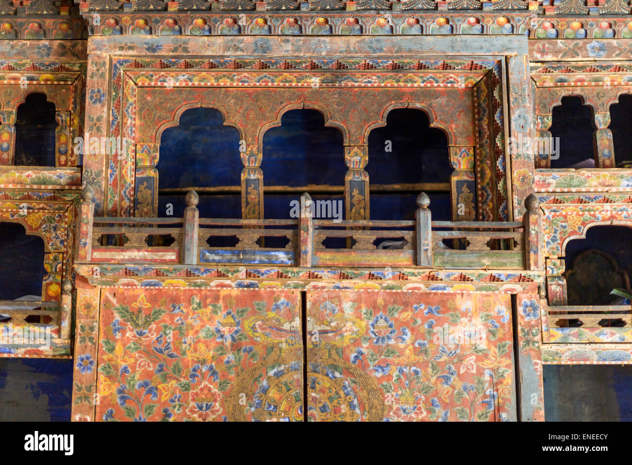 Tradizionale a mano dipinte a mano, Credenza, Wangdue, Bhutan, Asia Foto Stock