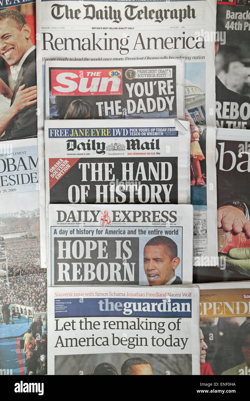 Giornali Britannici in seguito alla cerimonia di insediamento del Presidente Barack Obama il 20 gennaio 2009. Foto Stock