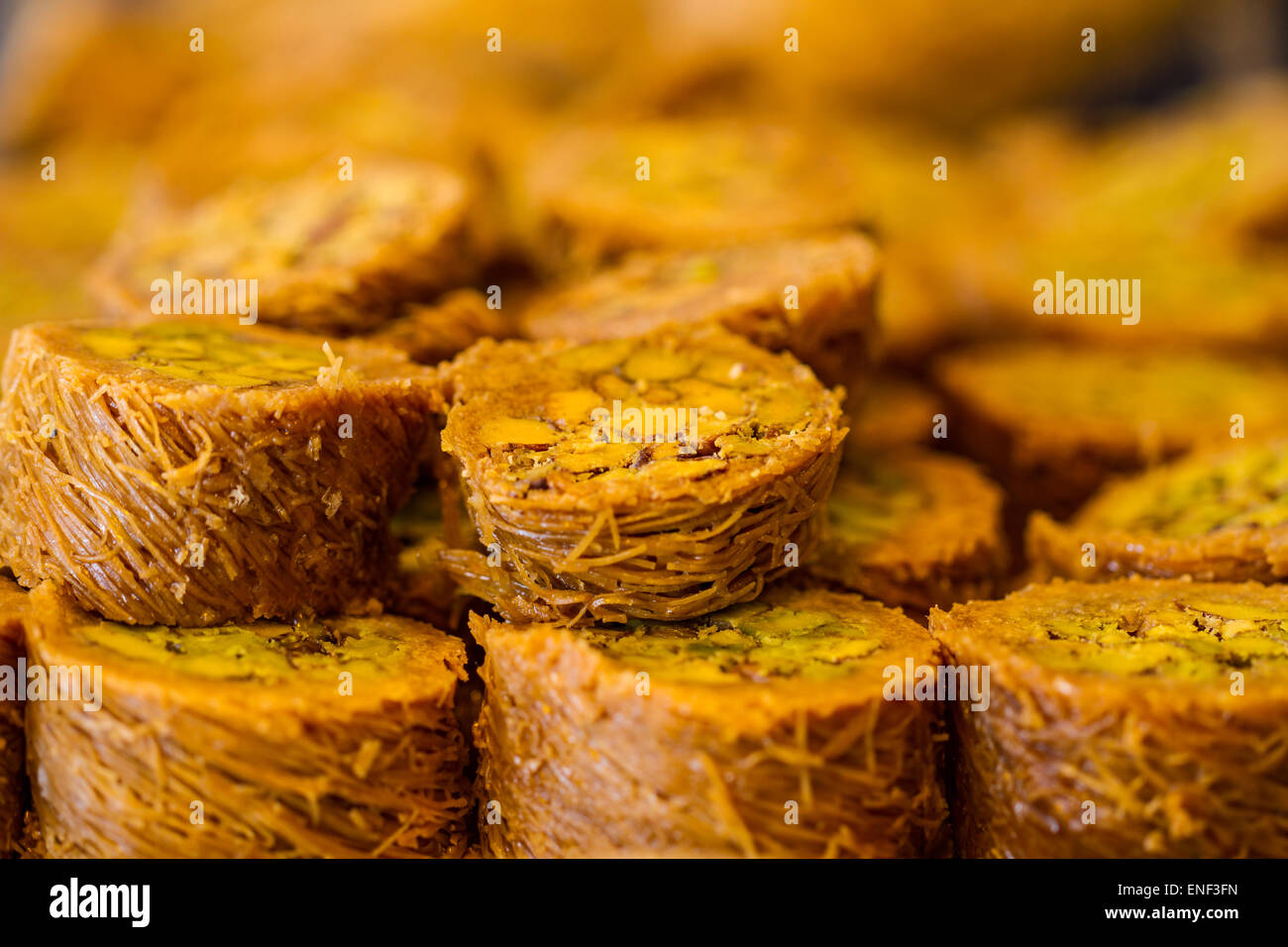 Dolce turco baklava, anche ben noto in medio oriente. Foto Stock