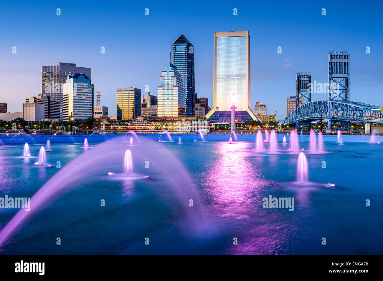 Jacksonville, Florida, Stati Uniti d'America skyline a Fontana di amicizia. Foto Stock