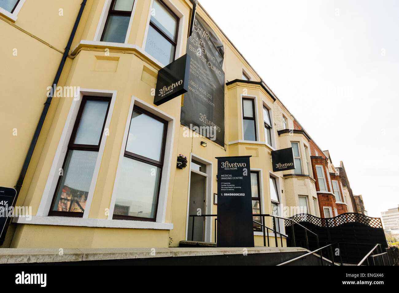 3fivetwo centro medico privato, Lisburn Road, Belfast, specializzato in screening cardiaco Foto Stock