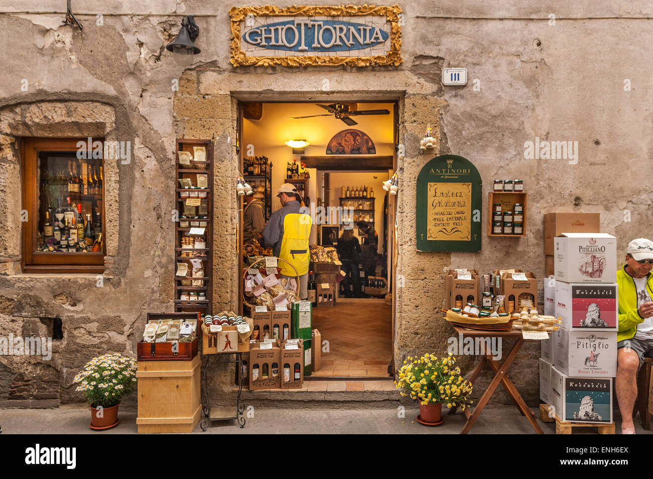 Mercato italiano, Ghiottornia, a Pitigliano, Provincia di Grosseto, Toscana, Italia Foto Stock
