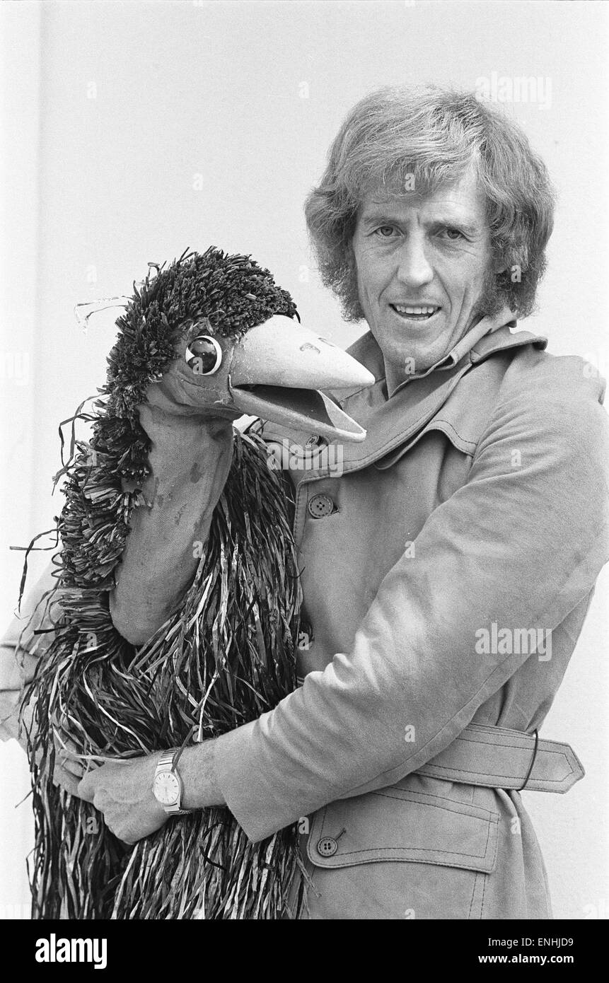 Asta dello scafo e la Uem visto qui su Clacton spiagge prima di andare su per eseguire alla fine del molo. Il 30 agosto 1973 Foto Stock