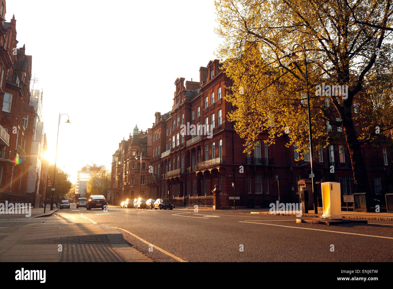 Knightsbridge di Londra all'alba Foto Stock