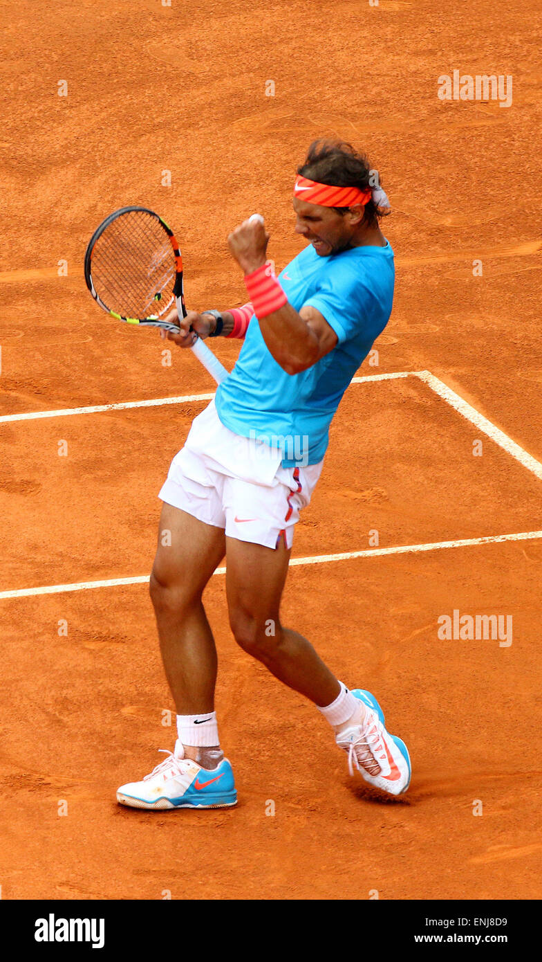 6 maggio 2015 - Madrid, Spagna - 06.05.2015 Madrid, Spagna. Rafael Nadal batte Steve Johnson in Madrid Open 2° round, 6-4, 6-3 (credito Immagine: © Michael Cullen/ZUMA filo) Foto Stock
