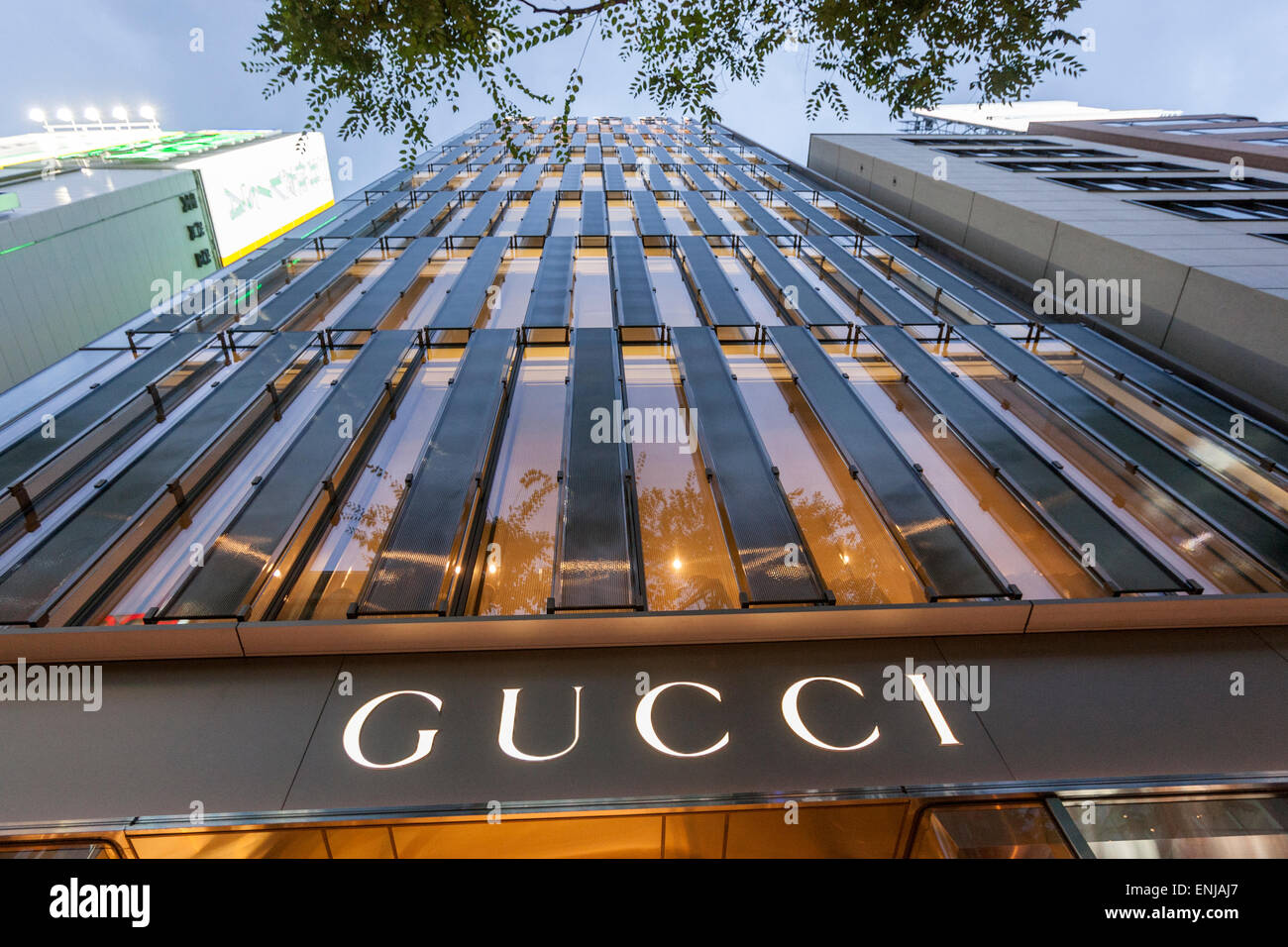Gucci, marchio di lusso in Ginza, da James Carpenter Design Associates ,Chuo, Tokyo, Foto Stock