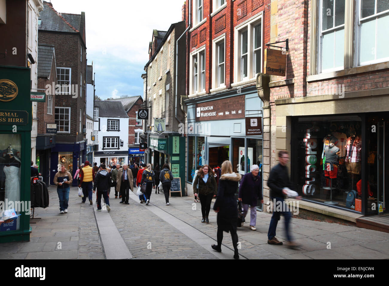 Shopping in Durham City Centre Foto Stock
