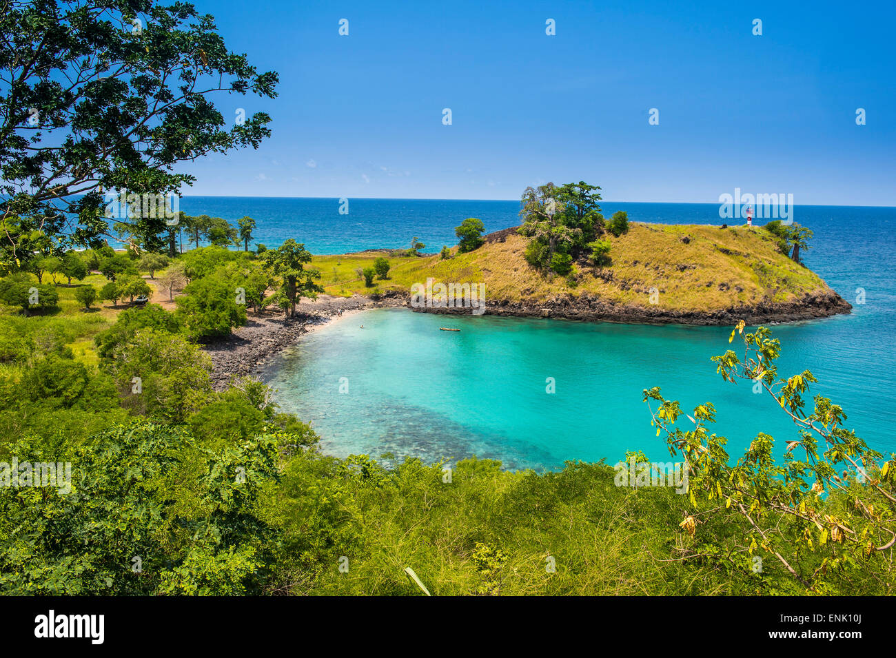 Le acque turchesi di Lagoa Azul nel nord di Sao Tome, Sao Tome e Principe, Oceano Atlantico, Africa Foto Stock