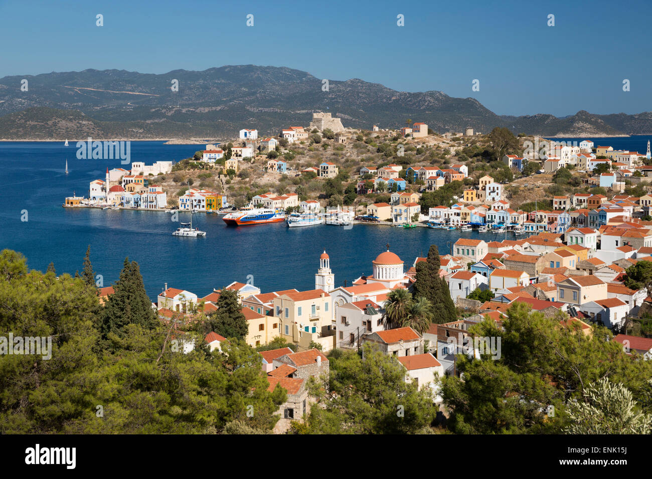Vista del porto, Kastellorizo (Meis), Dodecaneso, isole greche, Grecia, Europa Foto Stock