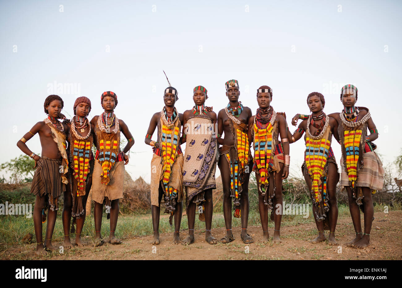 Le ragazze della tribù Hamar, Valle dell'Omo, Etiopia, Africa Foto Stock
