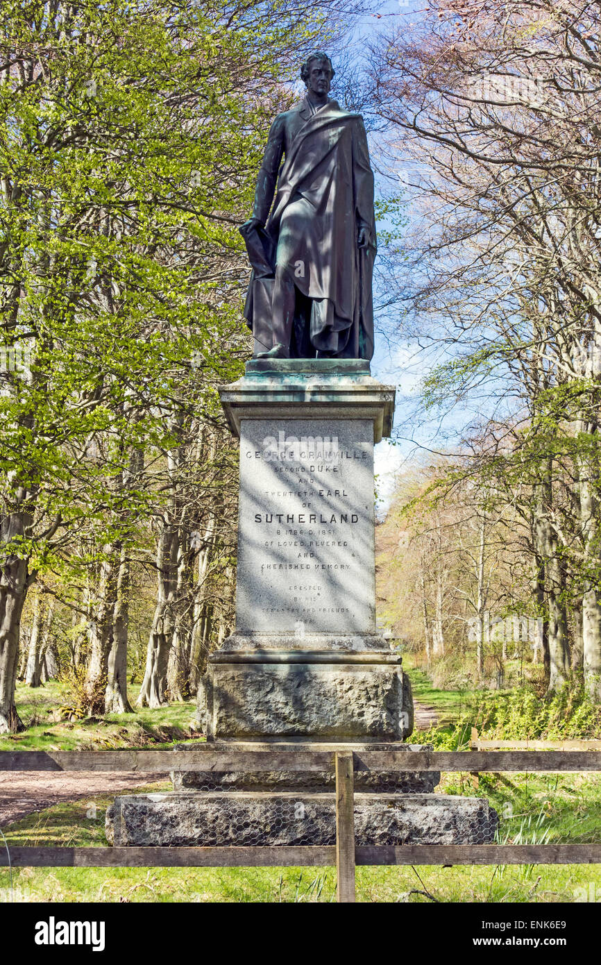 Statua di George Granville, secondo duca e ventesimo conte di Sutherland a Dunrobin Station da Dunrobin Castle Golspie Scozia Scotland Foto Stock
