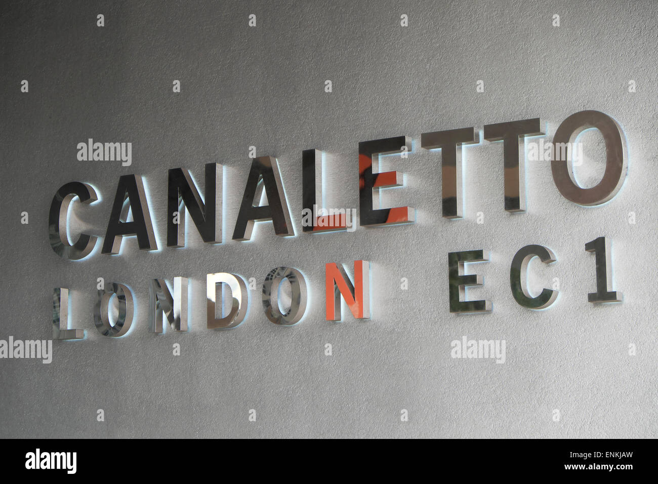 Firmare all'entrata del pluripremiato luxury Canaletto Appartamento edificio sulla strada della città in East London EC1 KATHY DEWITT Foto Stock