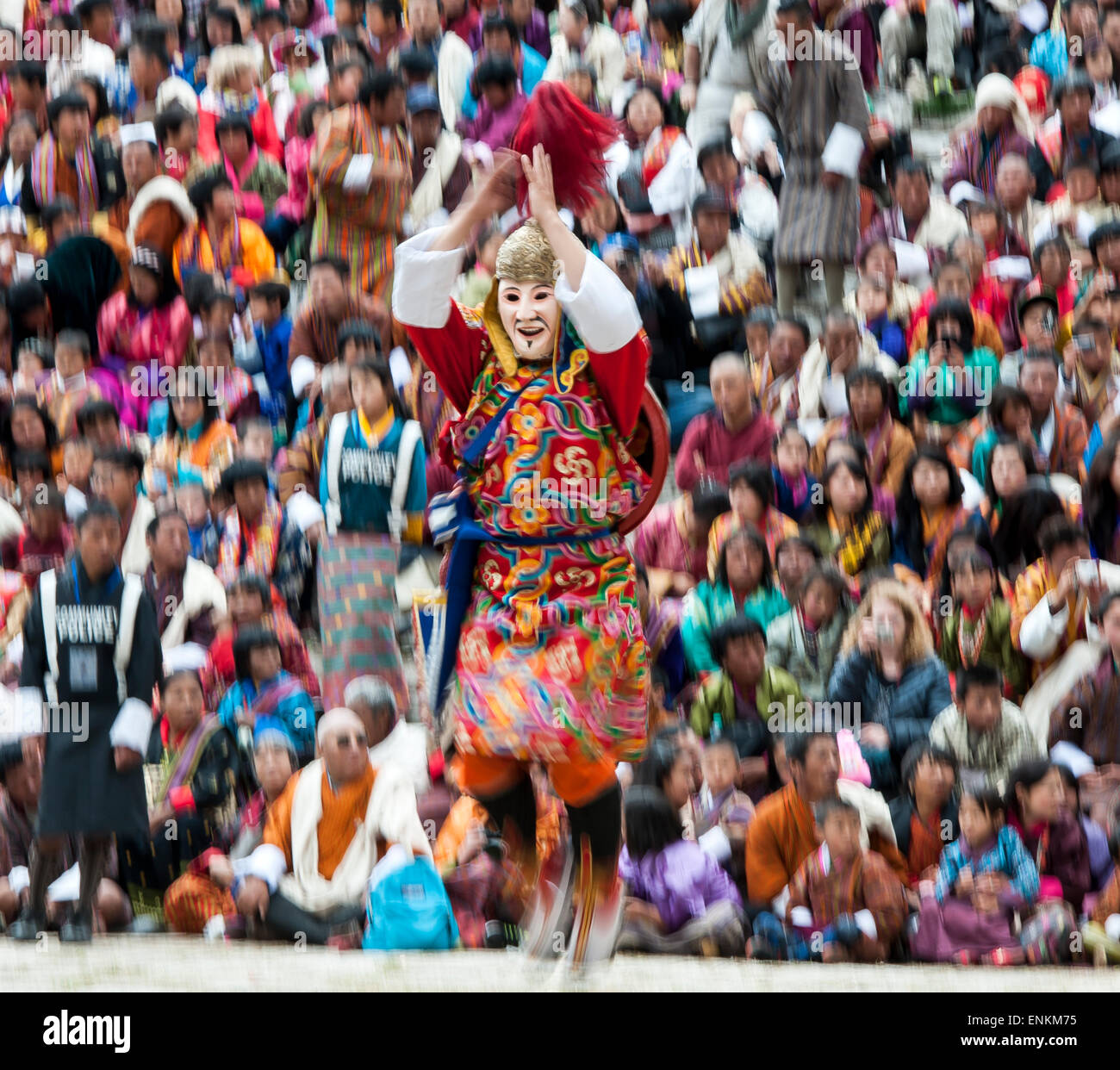 Ballerini di eseguire a paro festival religioso del Bhutan Foto Stock