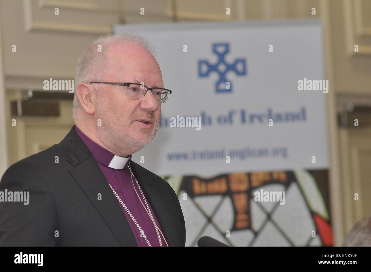 Armagh, Irlanda. Il 7 maggio, 2015. L arcivescovo Richard Clarke durante il suo discorso presidenziale presso la Chiesa di Irlanda Sinodo Generale. Armagh City Hotel, Armagh, 7 maggio 2015 Credit: LiamMcArdle.com/Alamy Live News Foto Stock