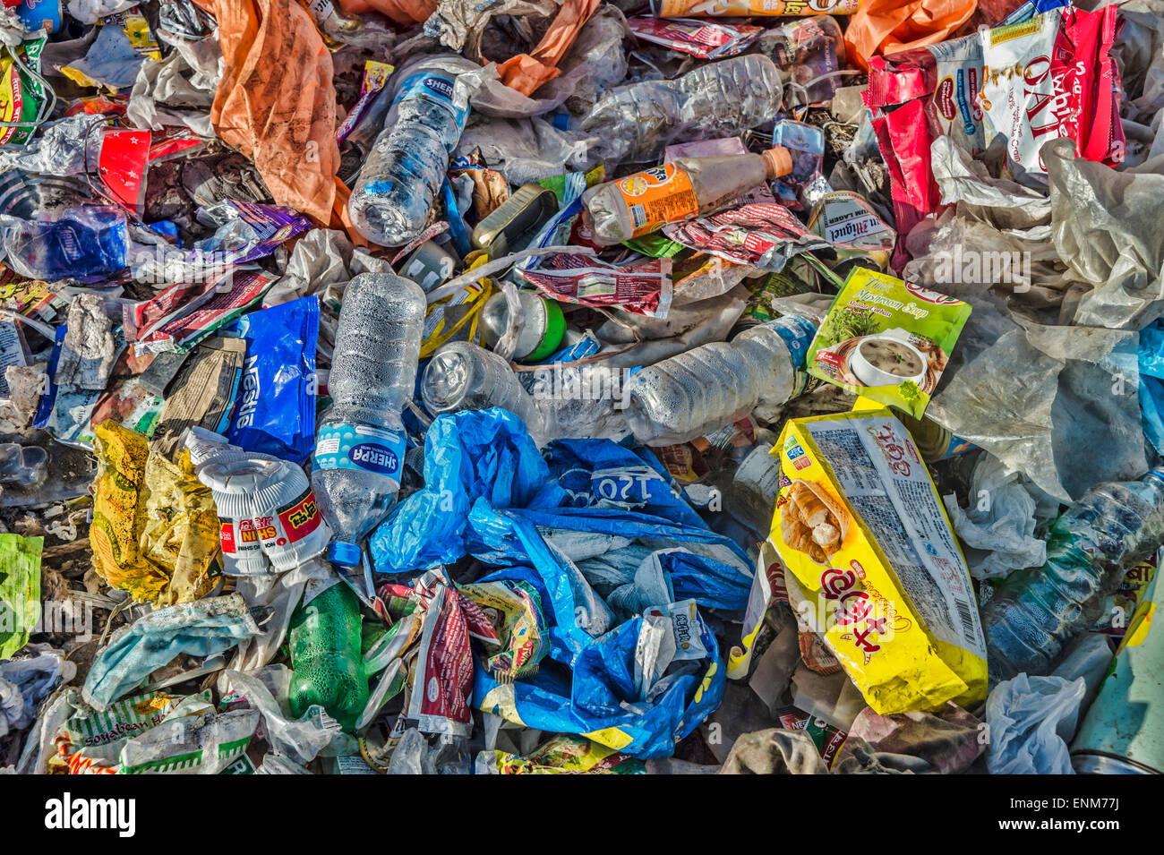 Discarica di rifiuti in Himalaya, Nepal Foto Stock