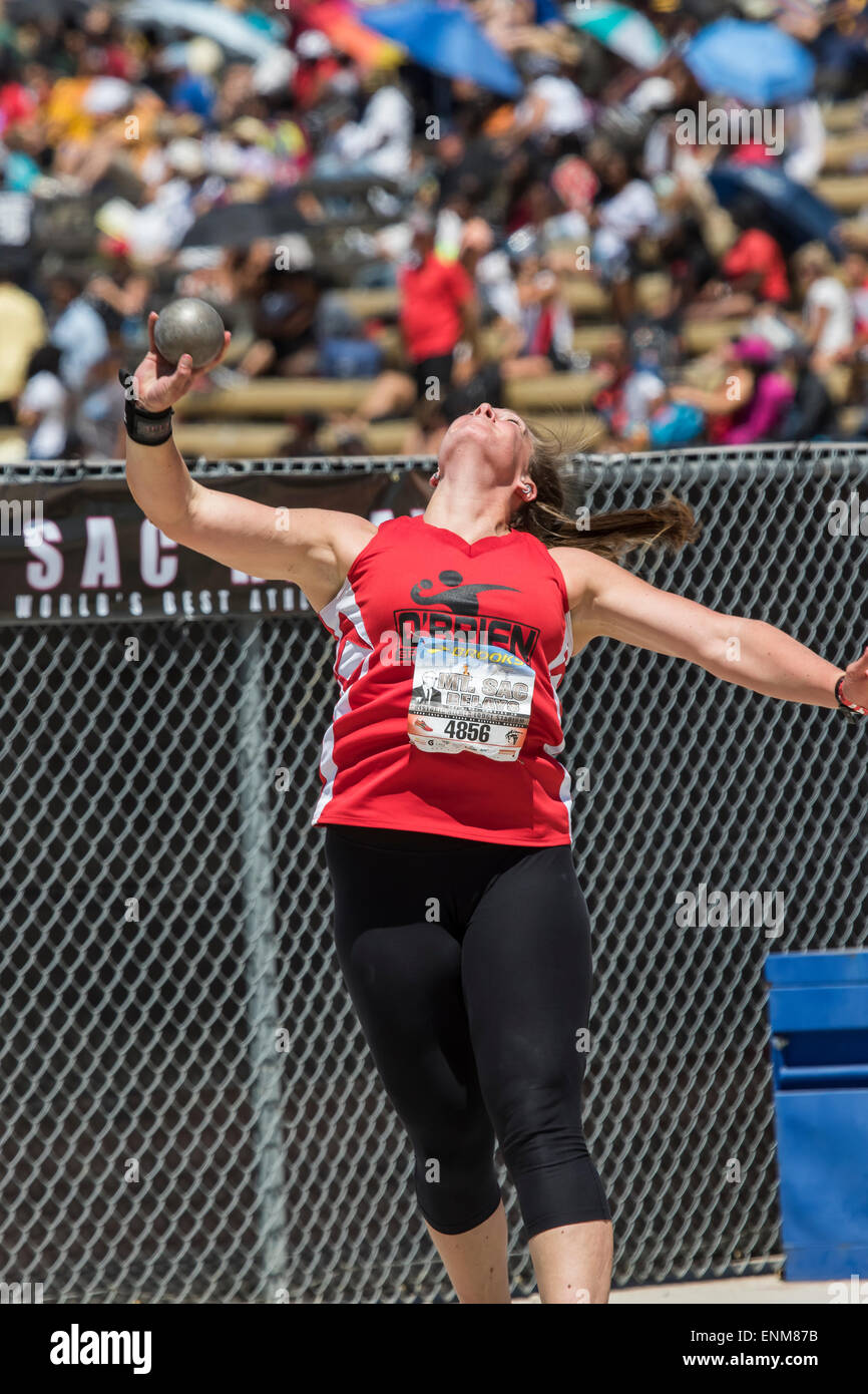 4856 Becky O'Brien competere in womens colpo messo a 57th annuale di MT. SAC i relè in noce California USA Foto Stock