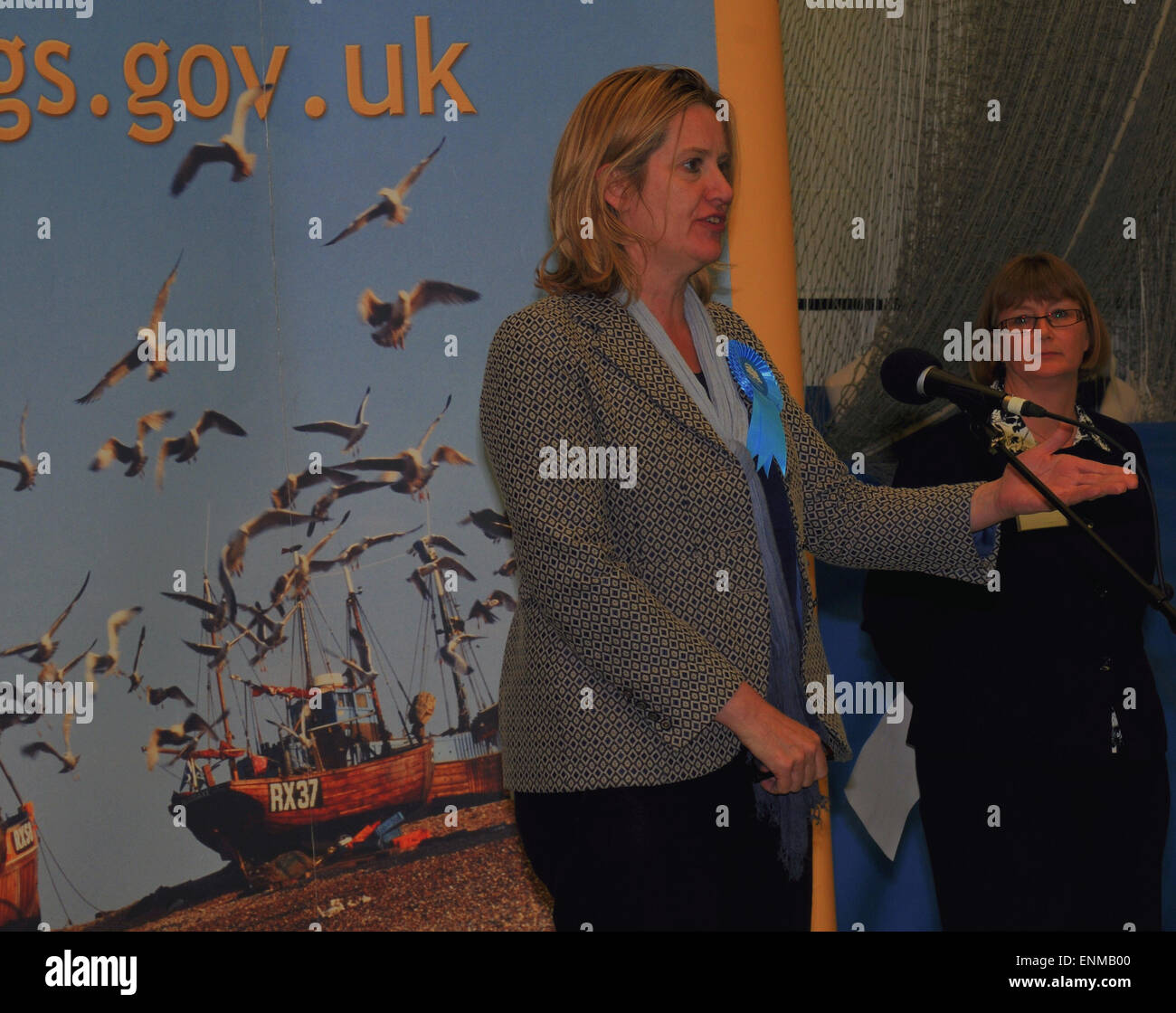 Hastings, East Sussex, Regno Unito. 8 maggio 2015. Ambra conservatore Rudd detiene Hastings e la segala circoscrizione sedile con un aumento di maggioranza..David Burr/Alamy Live News. Foto Stock