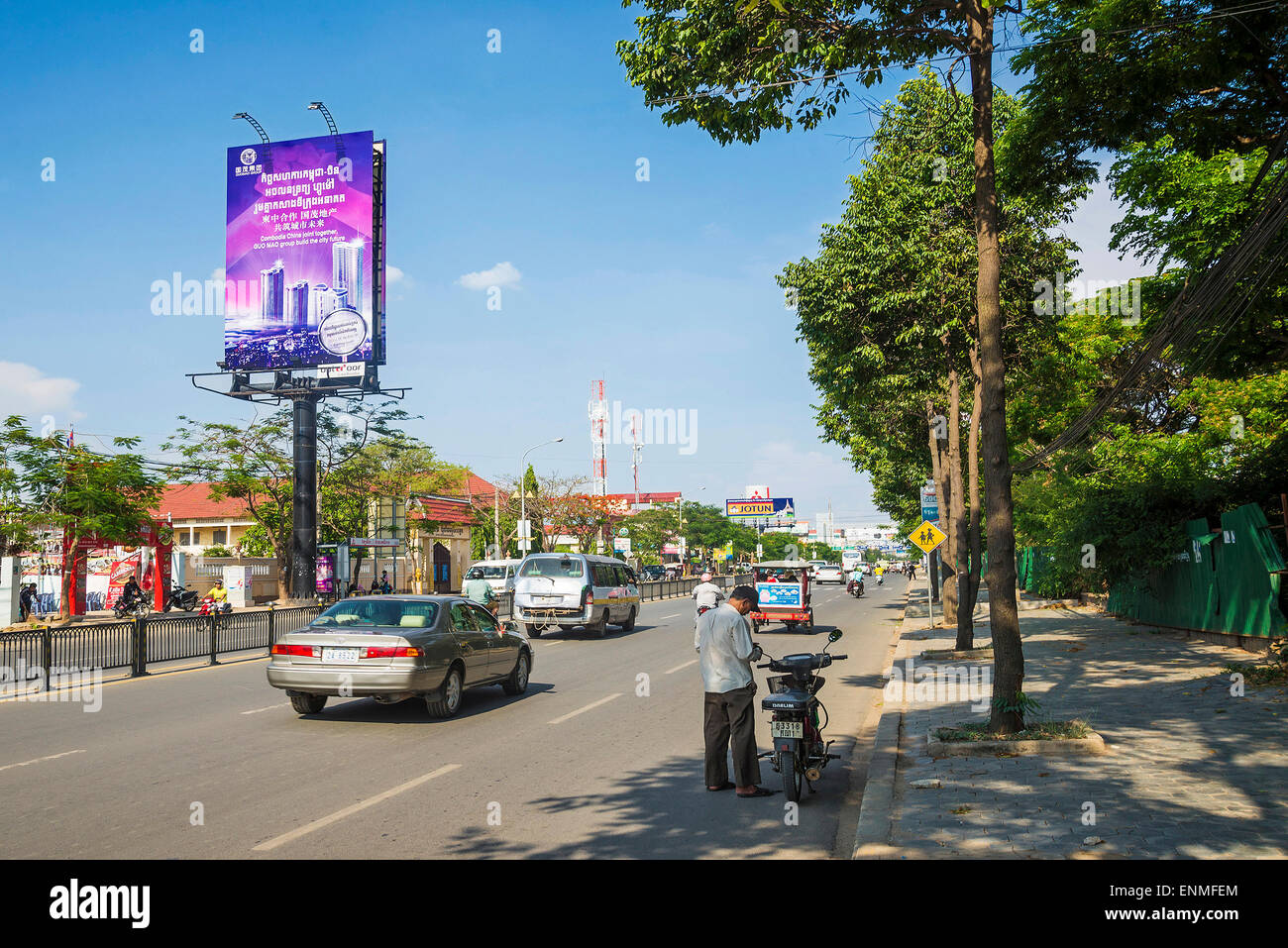 Airport Road nel centro di phnom penh cambogia città Foto Stock