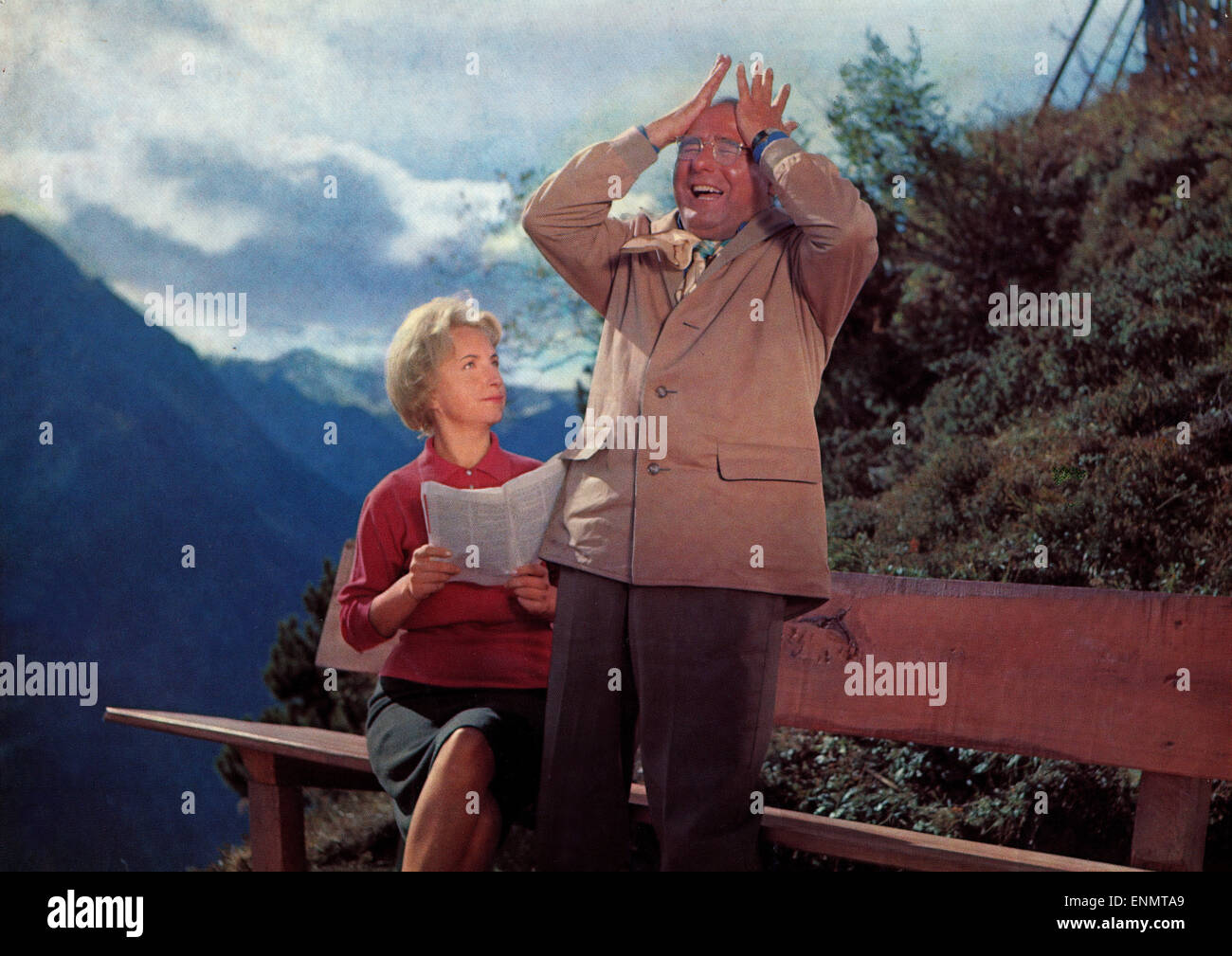 Così liebt und küsst man in Tirol Österreich 1961, Regie: Franz Marischka, Darsteller: Edith Hancke, Walter Gross Foto Stock