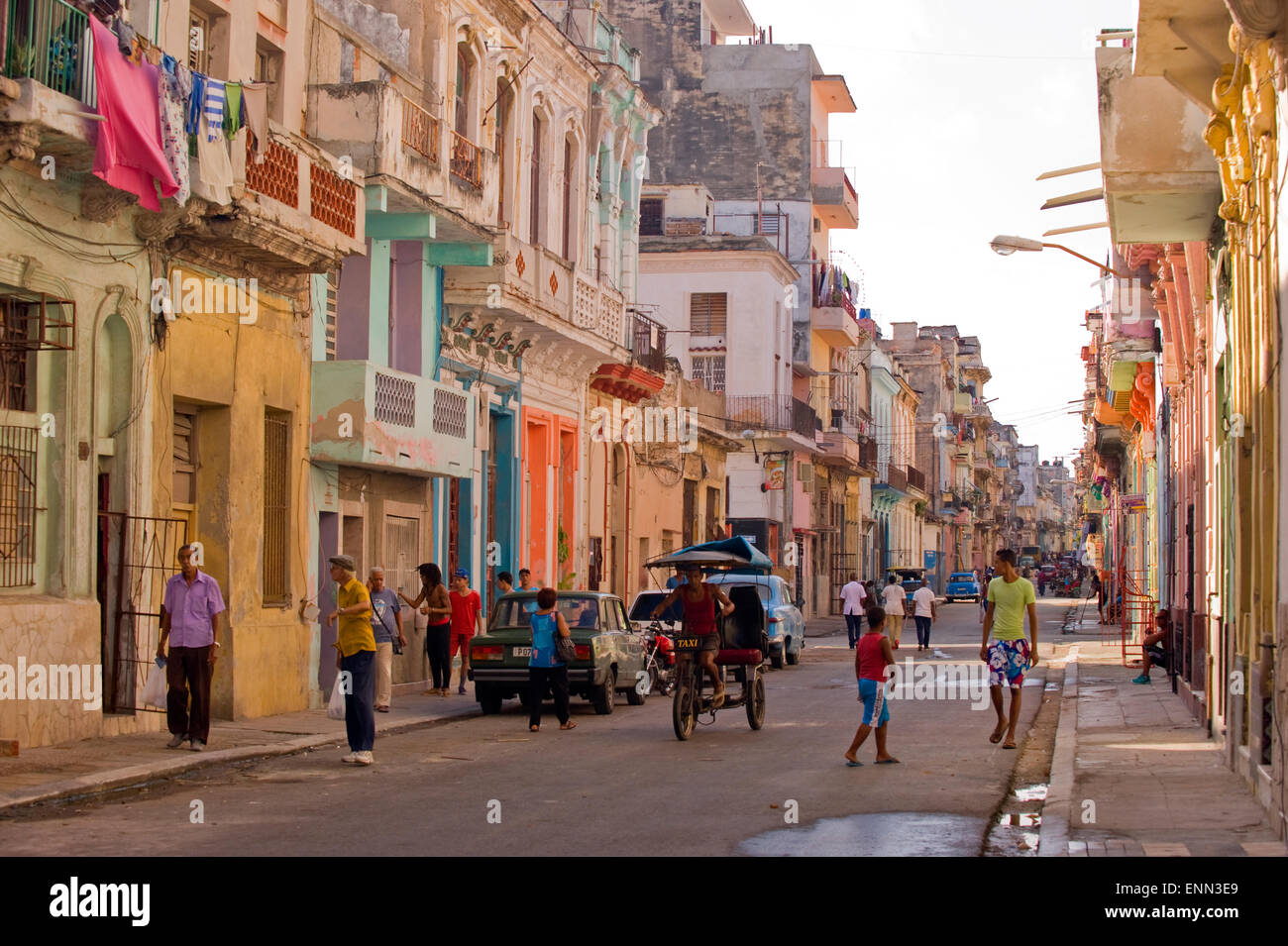 Una strada a l'Avana, Cuba Foto Stock