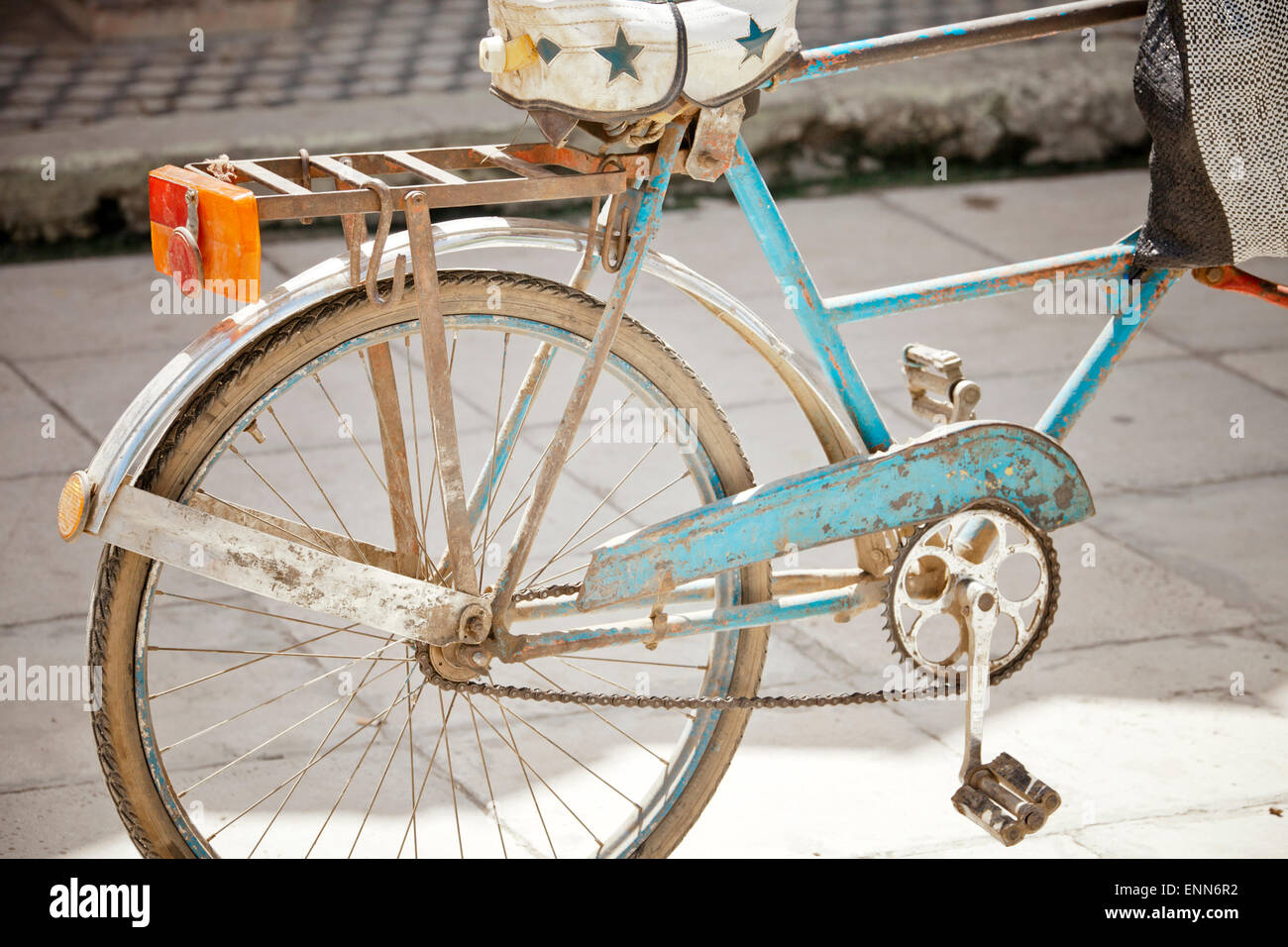 Vecchia bicicletta sulle strade di Moron, Cuba. Foto Stock
