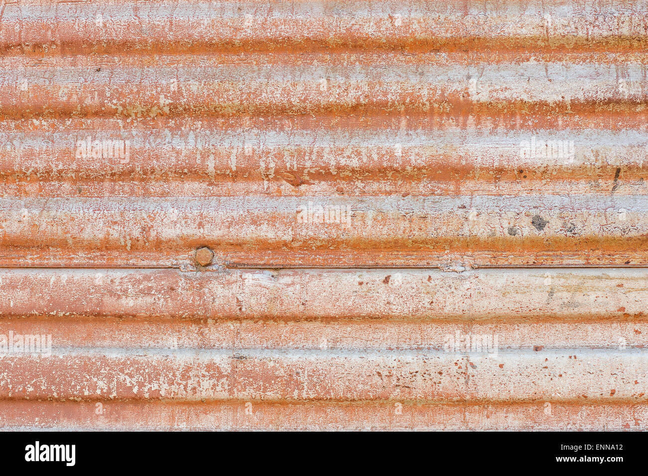 Il vecchio grunge arrugginito parete di zinco per sfondo testurizzata Foto Stock