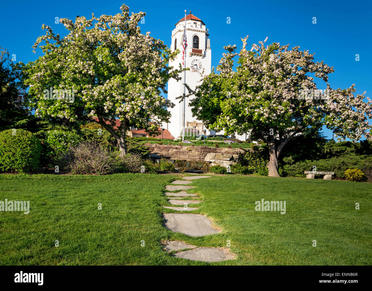 Percorso di pietra Boise City Park che conduce alla costruzione Foto Stock