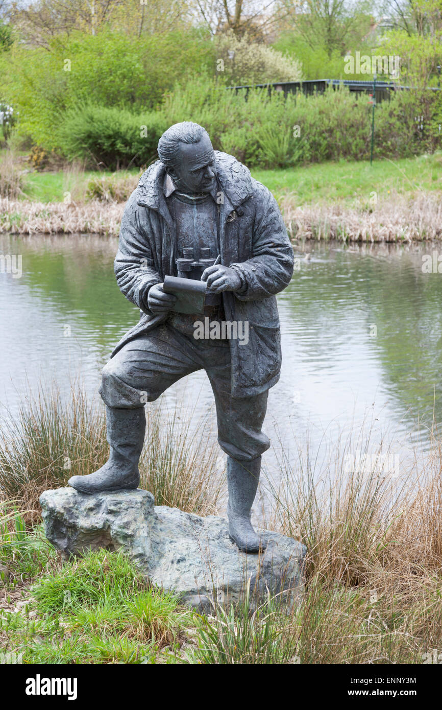 Sir Peter Scott scultura alla London Wetland Centre Foto Stock