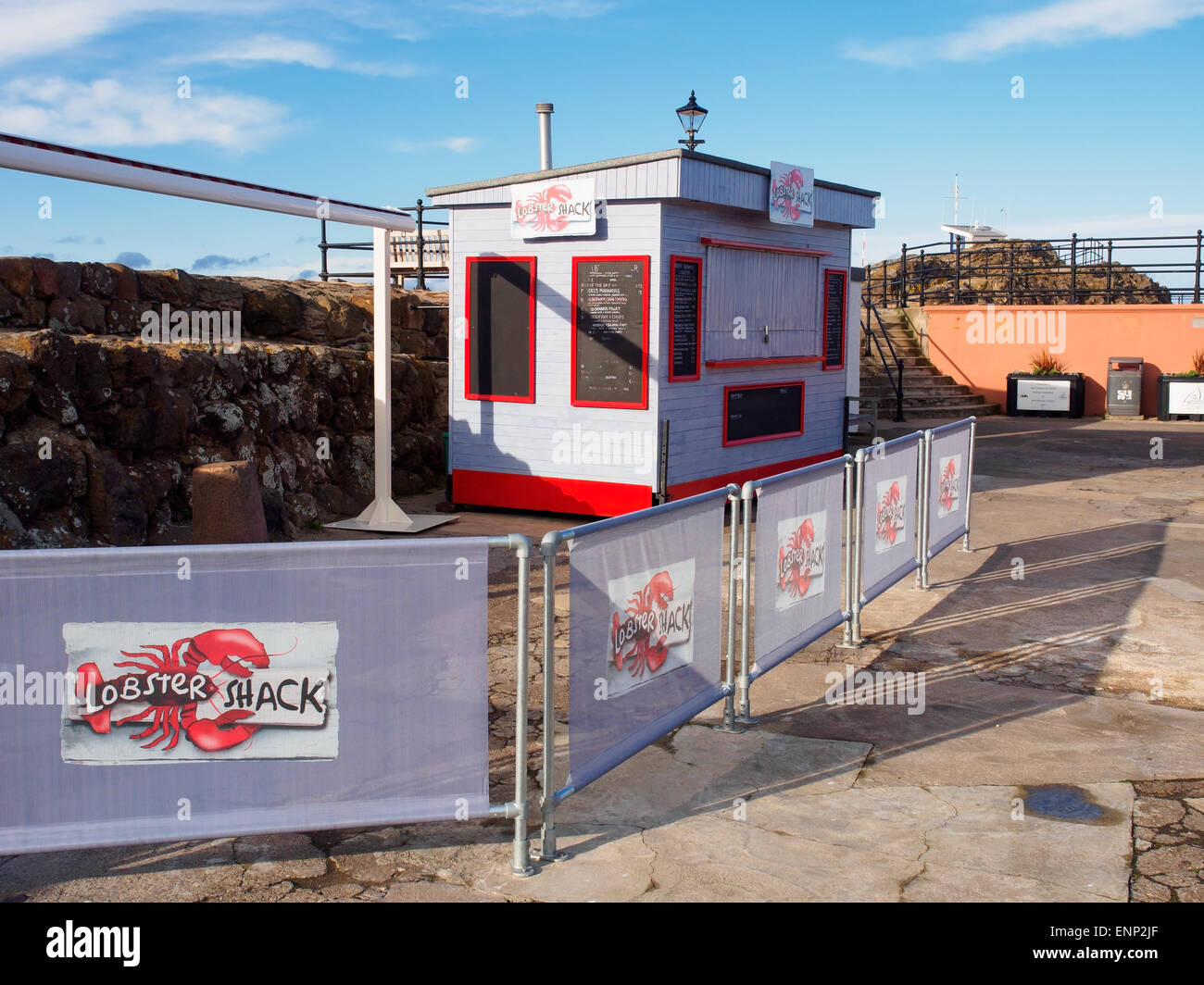 Il Lobster Shack pop-up di pesce e patatine ristorante presso il porto di North Berwick, East Lothian, Scozia. Foto Stock