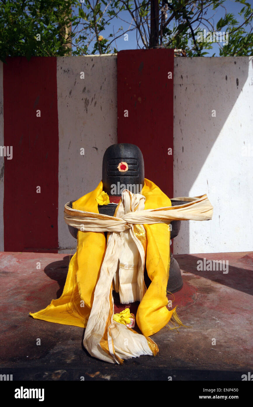 Swayambhu Lingam all'interno Koneswaram Kovil, Sri Lanka Foto Stock
