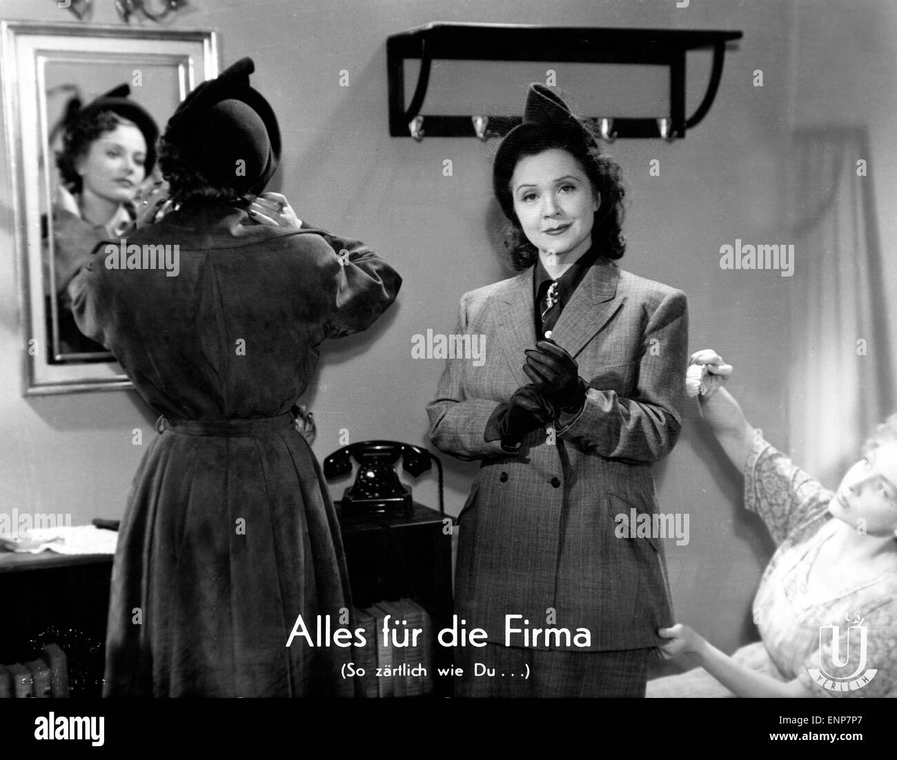 Alles für die Firma (in modo zärtlich wie Du...); Deutschland 1950, Regie: Ferdinando Dörfler, Darsteller: Lucie Englisch, Ilona Lamee Foto Stock