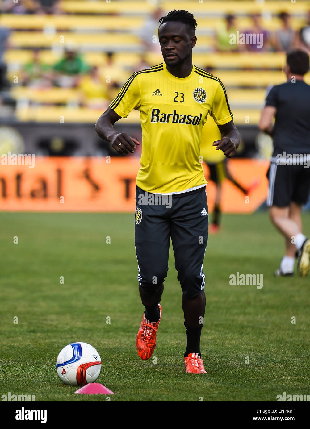 Columbus Crew avanti Kei Kamara (23) si riscalda durante una stagione regolare corrispondenza tra Columbus Crew SC e sirene di Seattle FC a Mapfre Stadium di Columbus, OH. Foto Stock