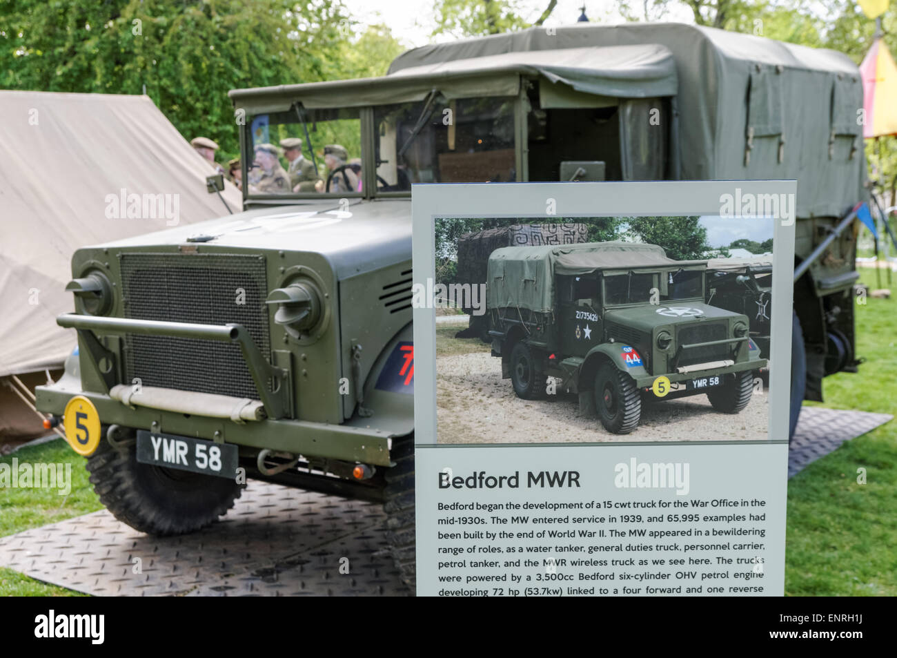 Il Bedford MW un camion per servizi generali utilizzato dalle forze armate britanniche durante la seconda guerra mondiale. Qui sulla mostra di hardware in tempo di guerra Foto Stock