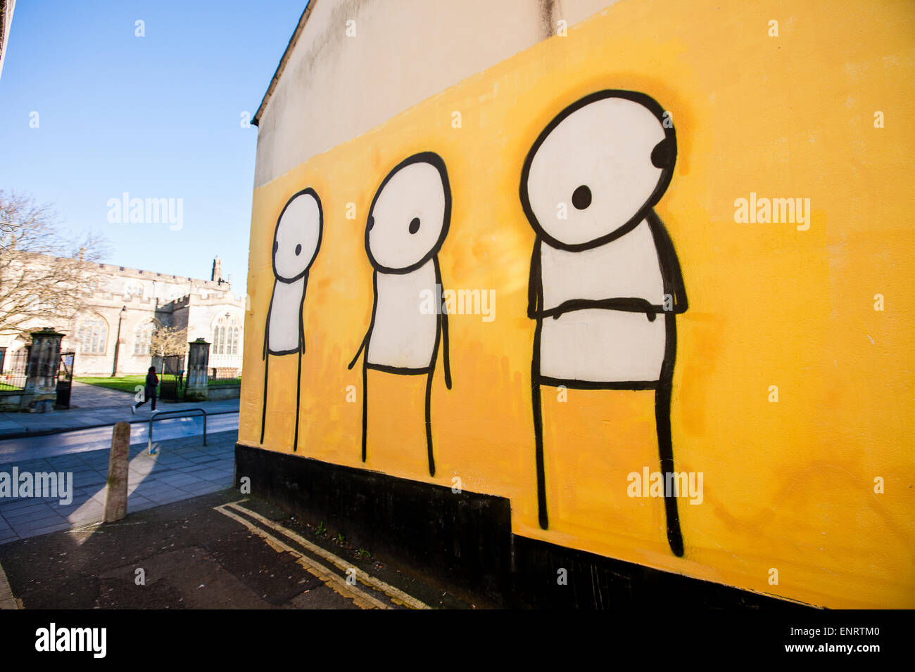 Arte murale sulla parete sulla corsia adiacente a High Street, Glastonbury, Somerset, Inghilterra. Glastonbury ha una nuova comunità di età e molti mito Foto Stock