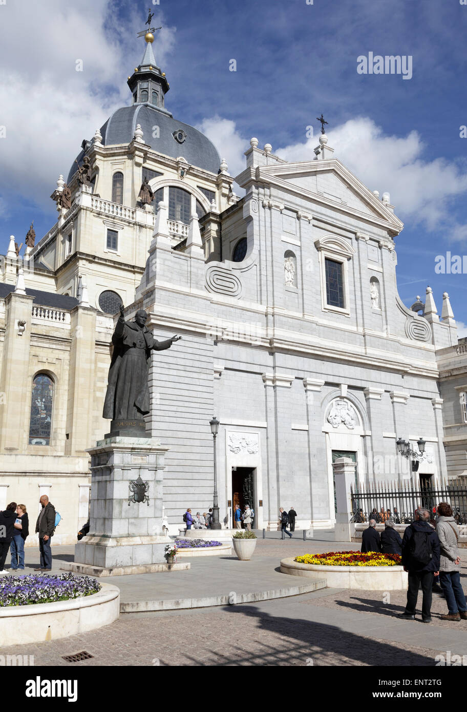 Santa Maria la Real de La Almudena cattedrale, Madrid, Spagna Foto Stock