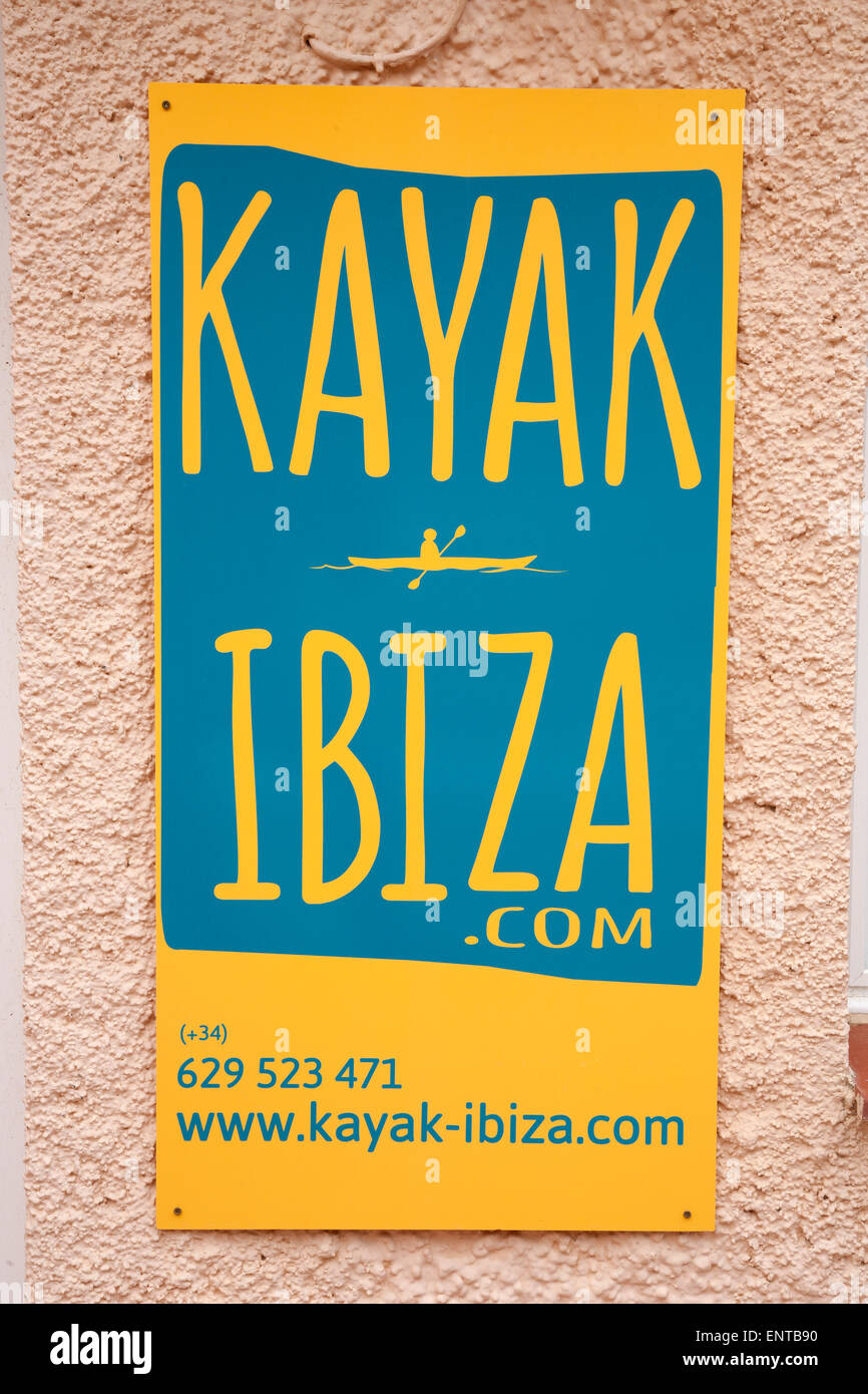Kayak segno; Es Figueral; Ibiza, Isole Baleari, Spagna Foto Stock