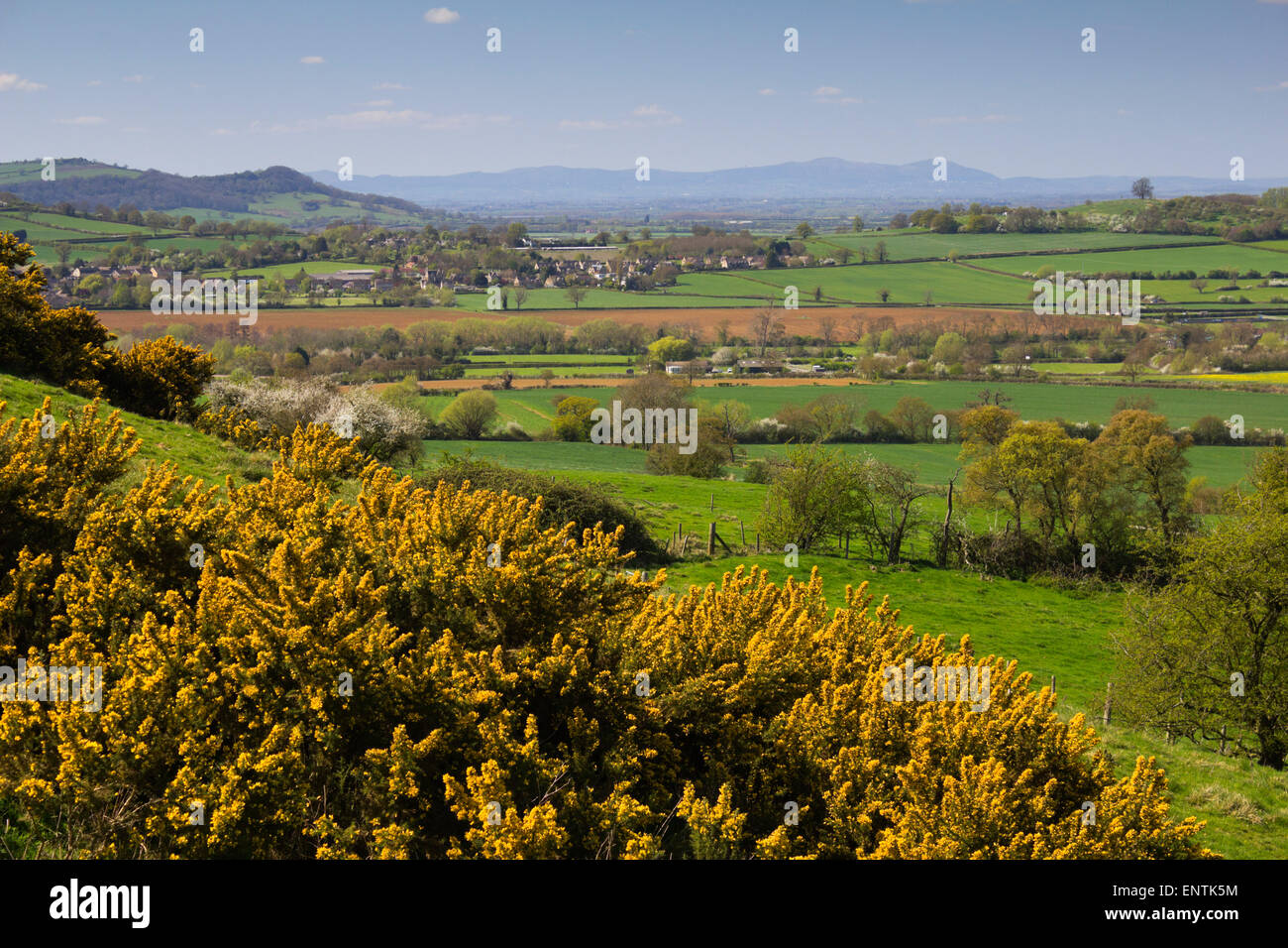 Cotswold paesaggio e Malvern Hills, Hailes, nei pressi di Winchcombe, Cotswolds, Gloucestershire, England, Regno Unito, Europa Foto Stock
