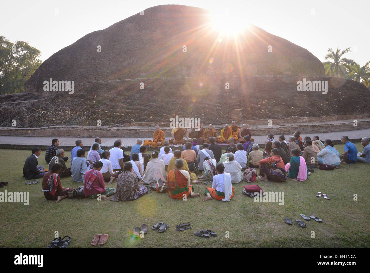 La santa città buddista di Kushinagar, in India del nord. Il luogo in cui il Buddha è morto. Foto Stock