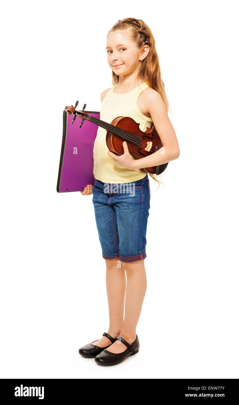 Felice ragazza con cartella viola e violino Foto Stock
