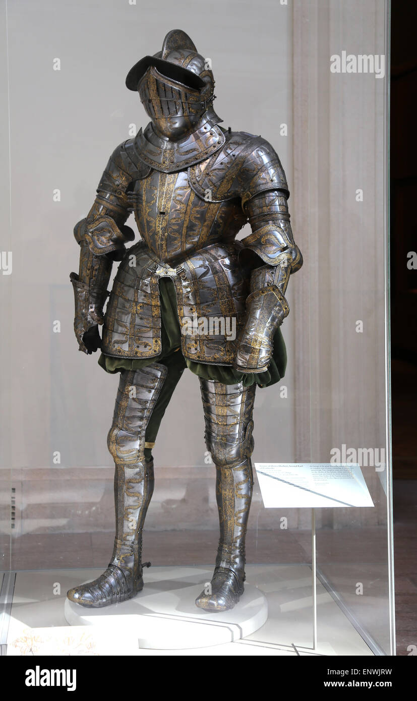 Armor di Henry Herbert, secondo conte di Pembroke. Acciaio, incisa e peso dorato. Inglese, Greenwich. 1585-86. Foto Stock