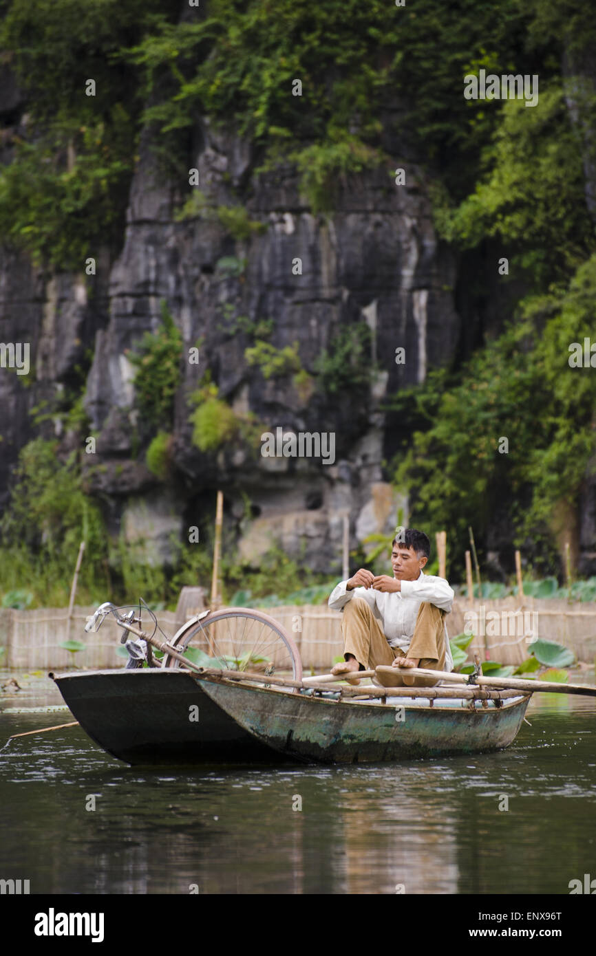 Vinh ha a lungo può - Tam Coc, Vietnam Foto Stock