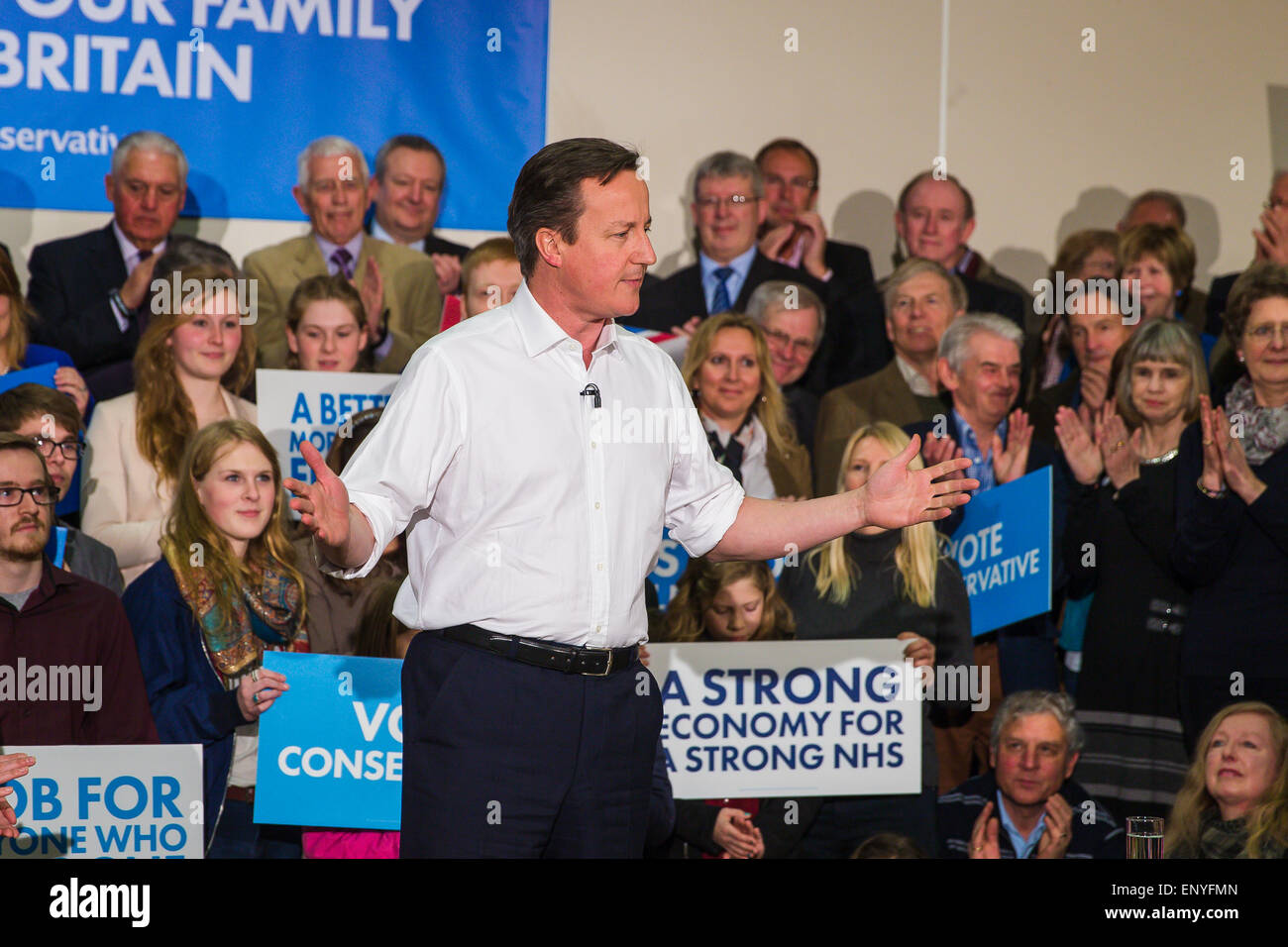 David Cameron lancia il conservatore delle campagne elettorali in Corsham WILTSHIRE REGNO UNITO 30 marzo 2015 Credito Betteridge David Foto Stock