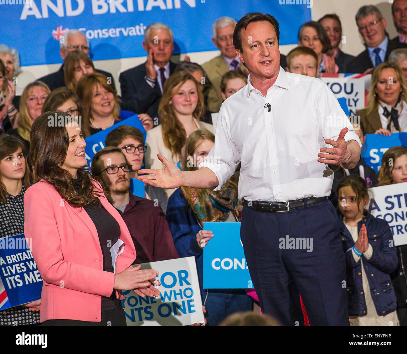 David Cameron lancia il conservatore delle campagne elettorali in Corsham WILTSHIRE REGNO UNITO 30 marzo 2015 Credito Betteridge David Foto Stock