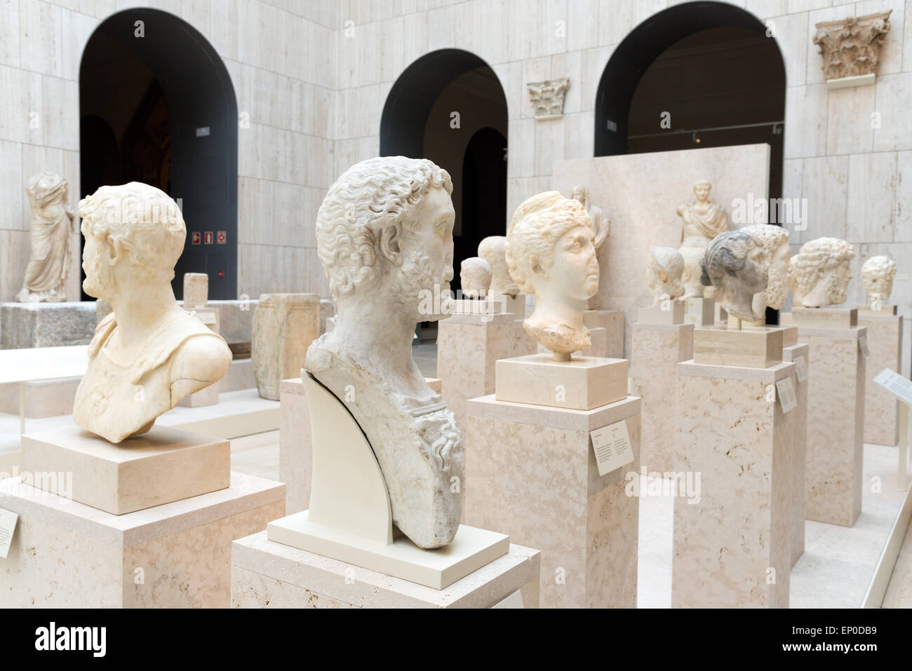 Marmo Antico busti di imperatori romani nel Museo Archeologico Nazionale di Spagna, Madrid Foto Stock
