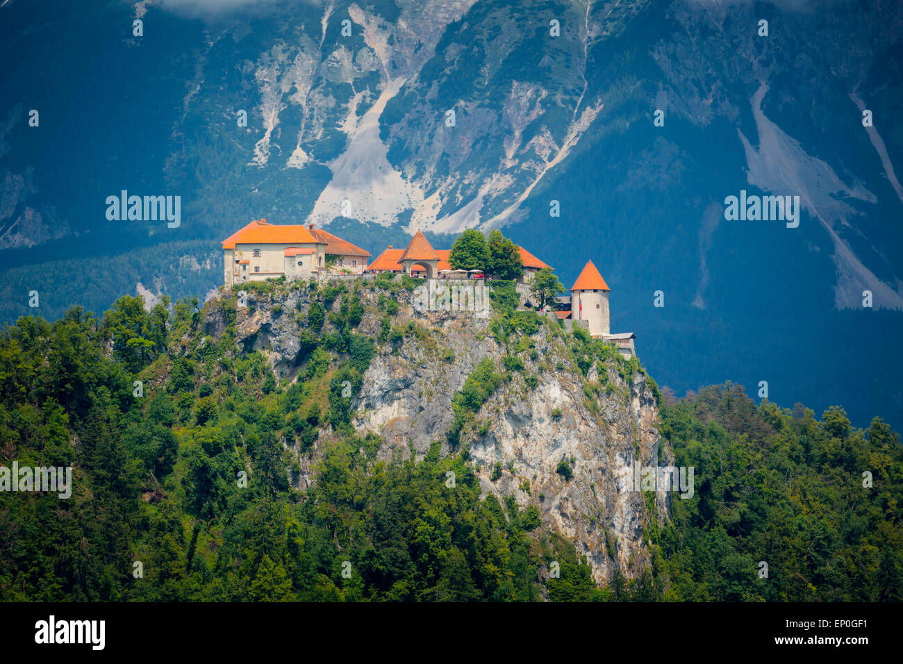 Il lago di Bled e Alta Carniola, Slovenia. Il castello di Bled. Foto Stock