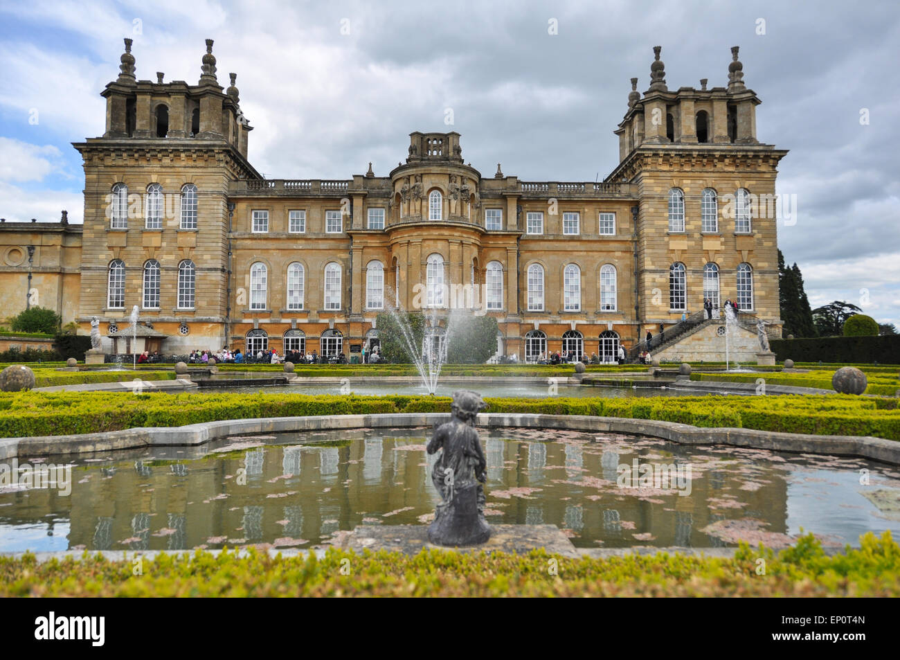Blenheim Palace a Woodstock, Regno Unito. Il luogo di nascita di Winston Churchill e la residenza dei duchi di Marlborough Foto Stock