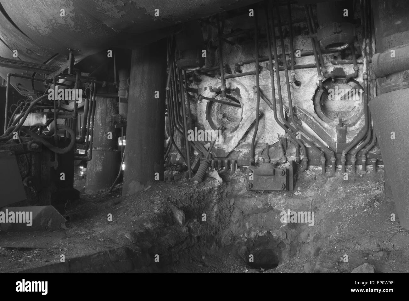 Industriali apparecchiature in acciaio in bianco e nero. Foto Stock